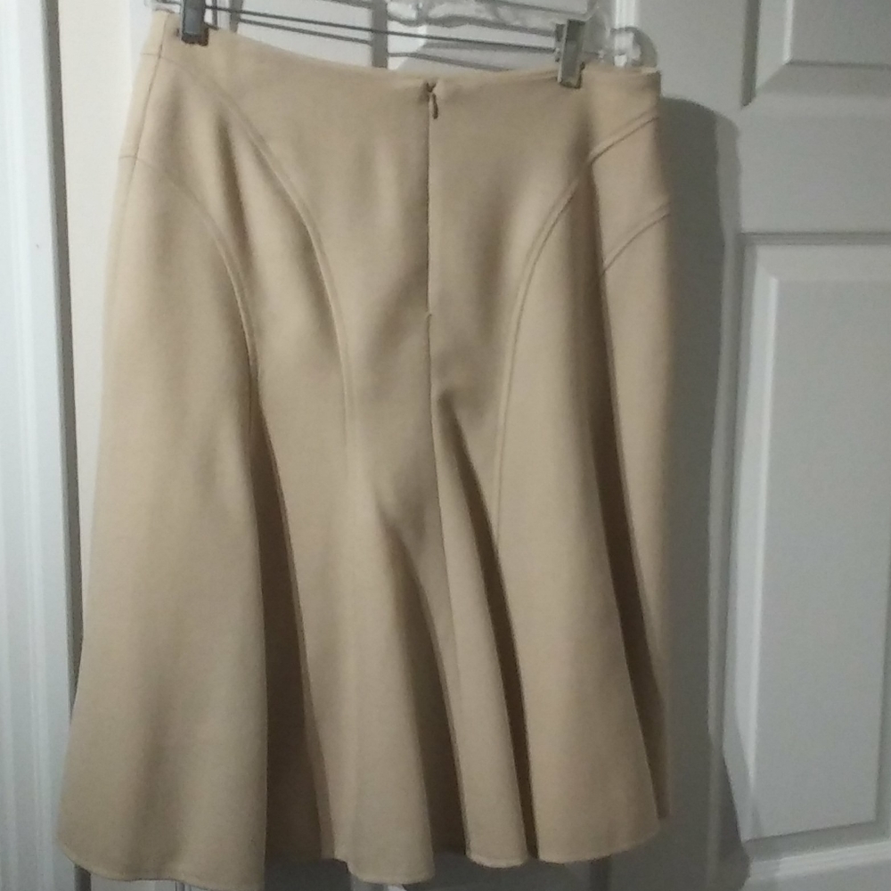 Skirt - Picture 3 of 3